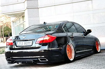 Hyundai Genesis