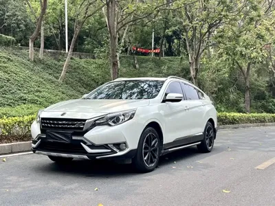Venucia T90