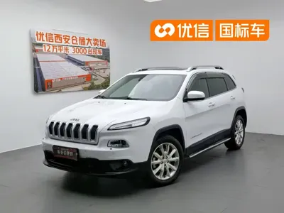 Jeep Cherokee (Import)