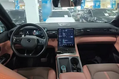 Nio EC6