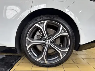 Nio ET5