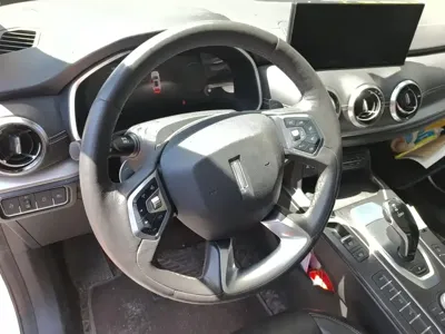 WEY Wey VV6