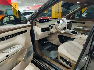 Hyper HT