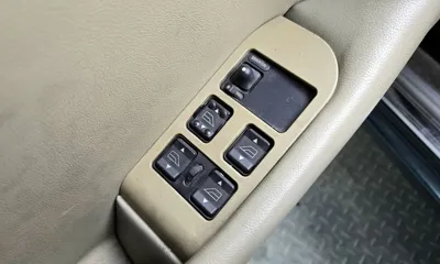 Jaguar XJ-6