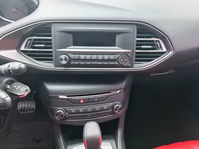 Peugeot 308S