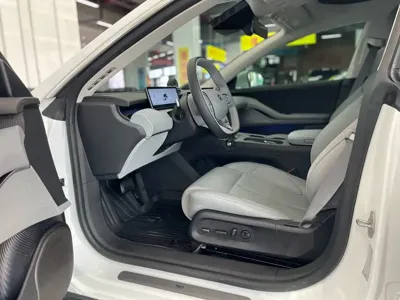 Nio ET5