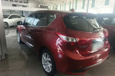 Nissan Tiida