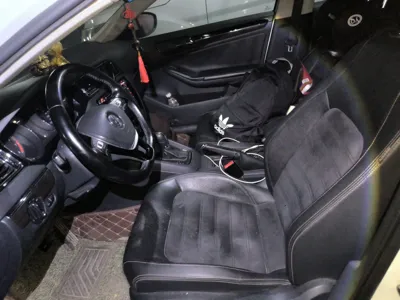 Volkswagen Sagitar