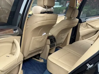 BMW X5 (Import)