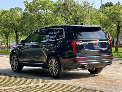 Cadillac XT6