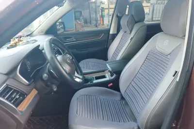 Roewe RX8