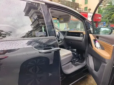GAC Motor Trumpchi M8
