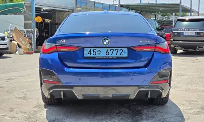 BMW i4