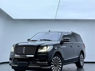 Lincoln Navigator