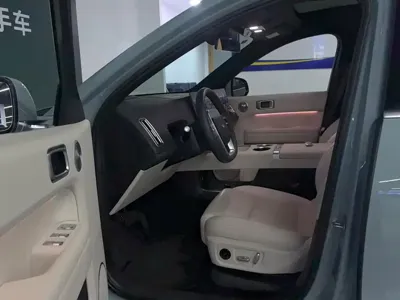 Li Auto Li L6