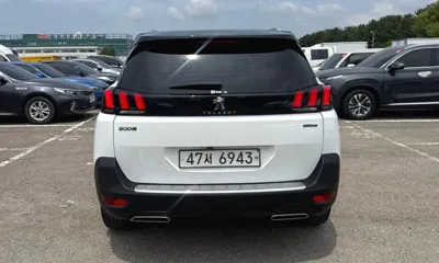 Peugeot 5008