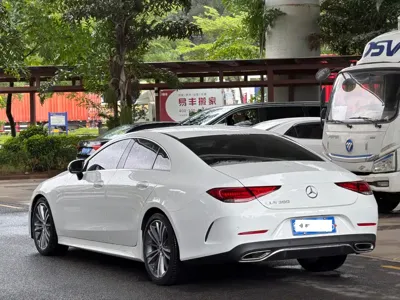 Mercedes-Benz CLS