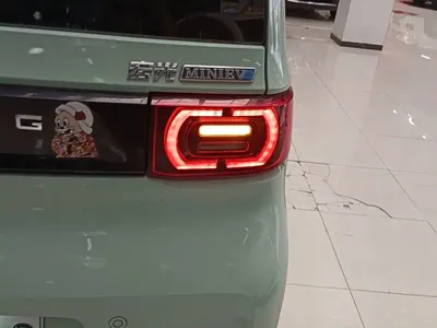 Wuling MINIEV