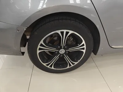 MG 6