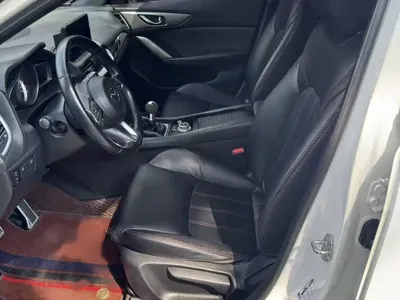 Mazda CX-4