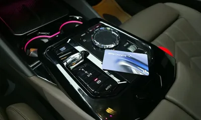 BMW i5