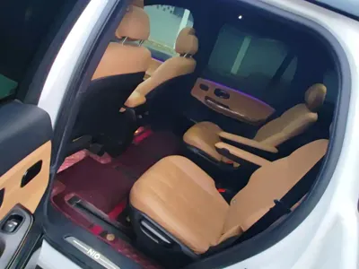 Nio ES8
