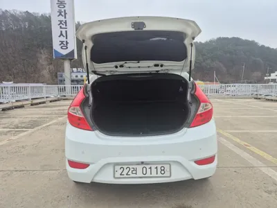Hyundai Accent