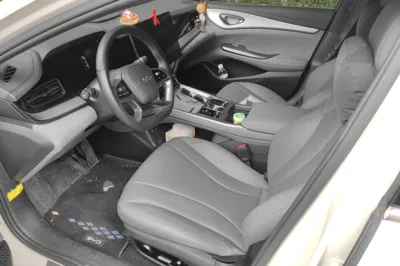 BYD Seal 07 DM-i