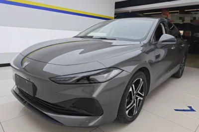 Roewe D7