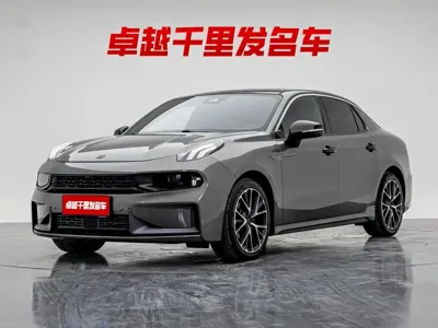 Lynk & Co 03