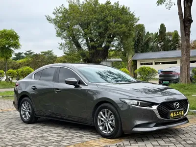 Mazda 3 Axela