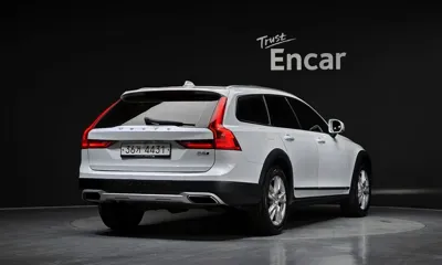 Volvo V90