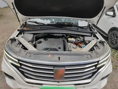 Roewe RX5 eMAX