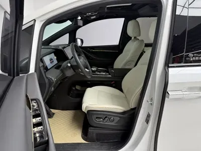 GAC Motor Trumpchi M8