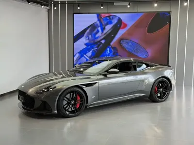 Aston Martin DBS