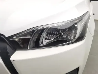 Toyota Yaris L