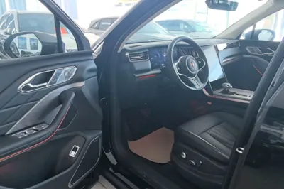 Hongqi HS7 PHEV