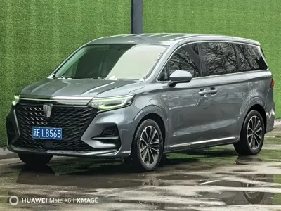 Roewe iMAX8