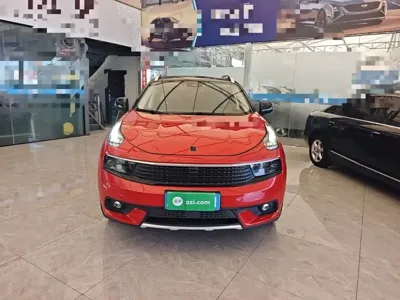 Lynk & Co 01