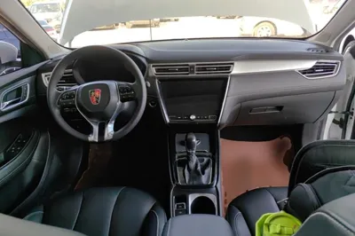 Roewe i5
