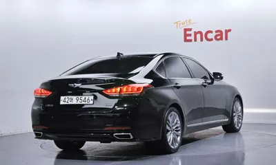 Hyundai Genesis