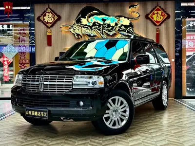 Lincoln Navigator