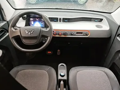 Wuling MINIEV