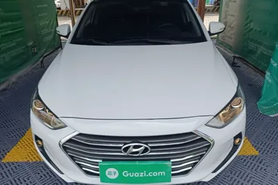 Hyundai Elantra (6th Generation