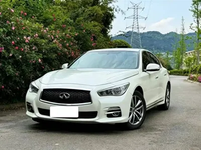 Infiniti Q50L