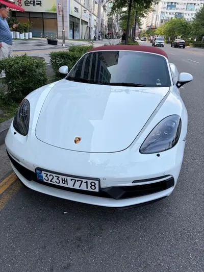 Porsche 718