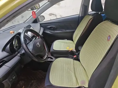 Toyota Yaris L