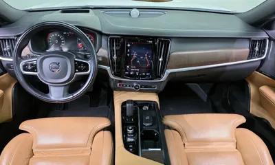 Volvo V90