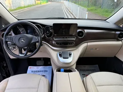 Mercedes-Benz V-Class