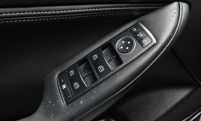 Infiniti Q30
